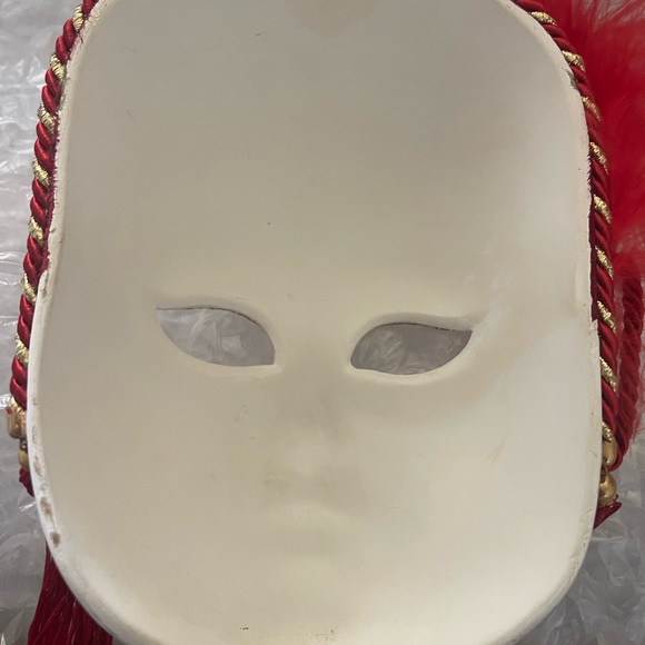 Freaky Porcelain Mask - Picture 3 of 5
